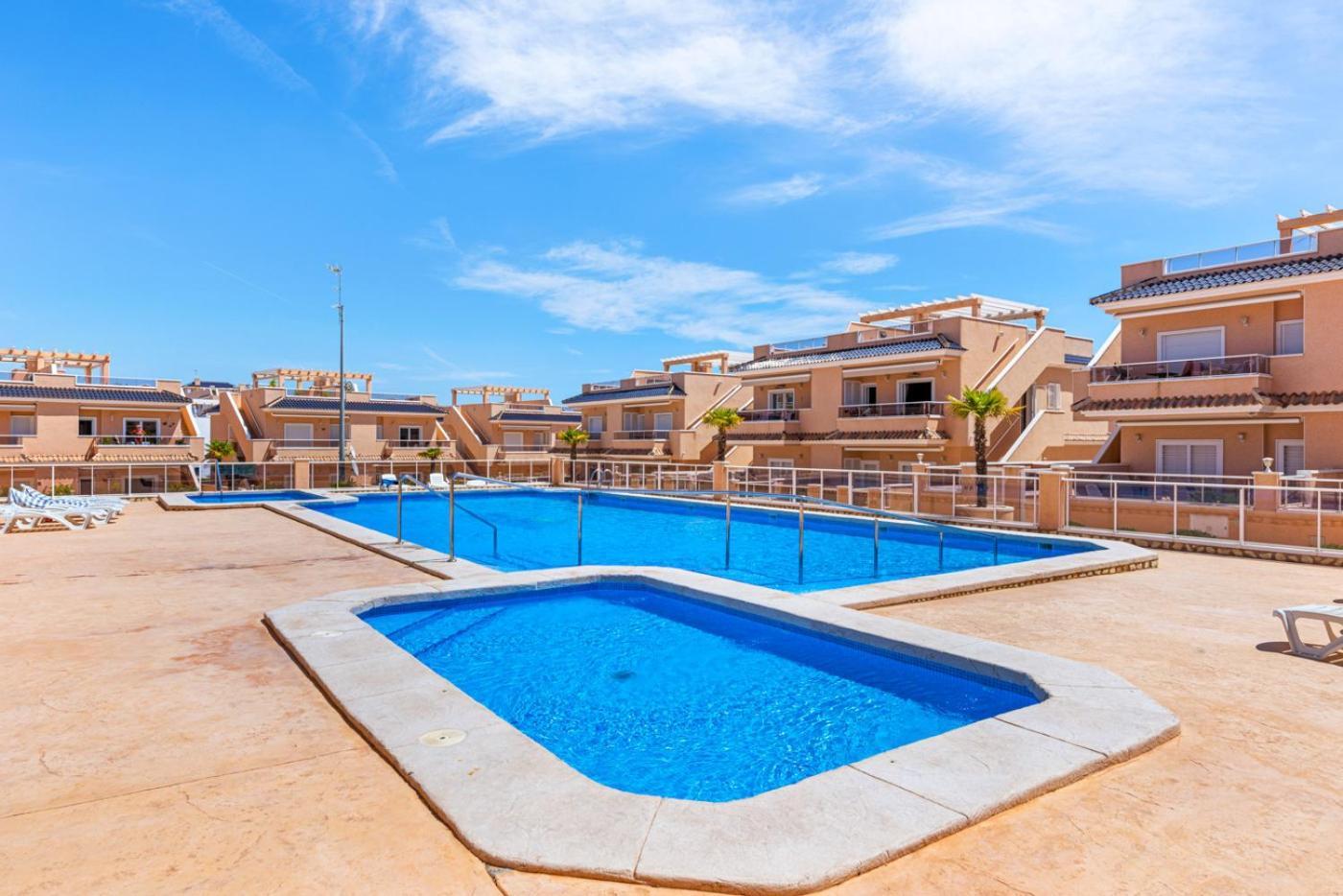 Apartments Punta Prima Indoor & Outdoor Pool Torrevieja Exterior foto